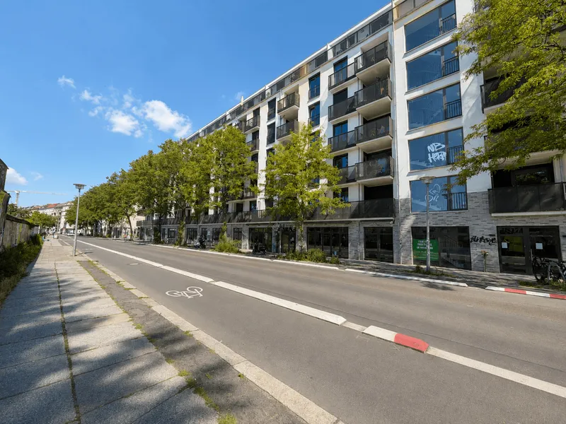 Unbefristeter Neubau in Friedrichshain! 4 Zimmer mit 2 Balkonen! — photo 1